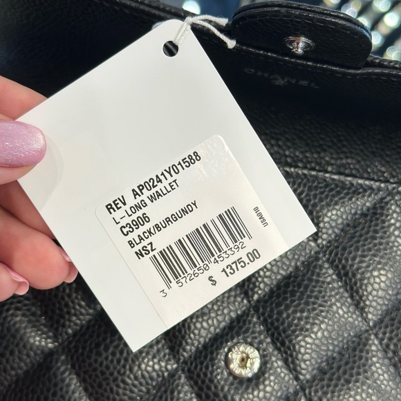 CHANEL Caviar Quilted Large Gusset Flap Wallet Black - Picture 13 of 15